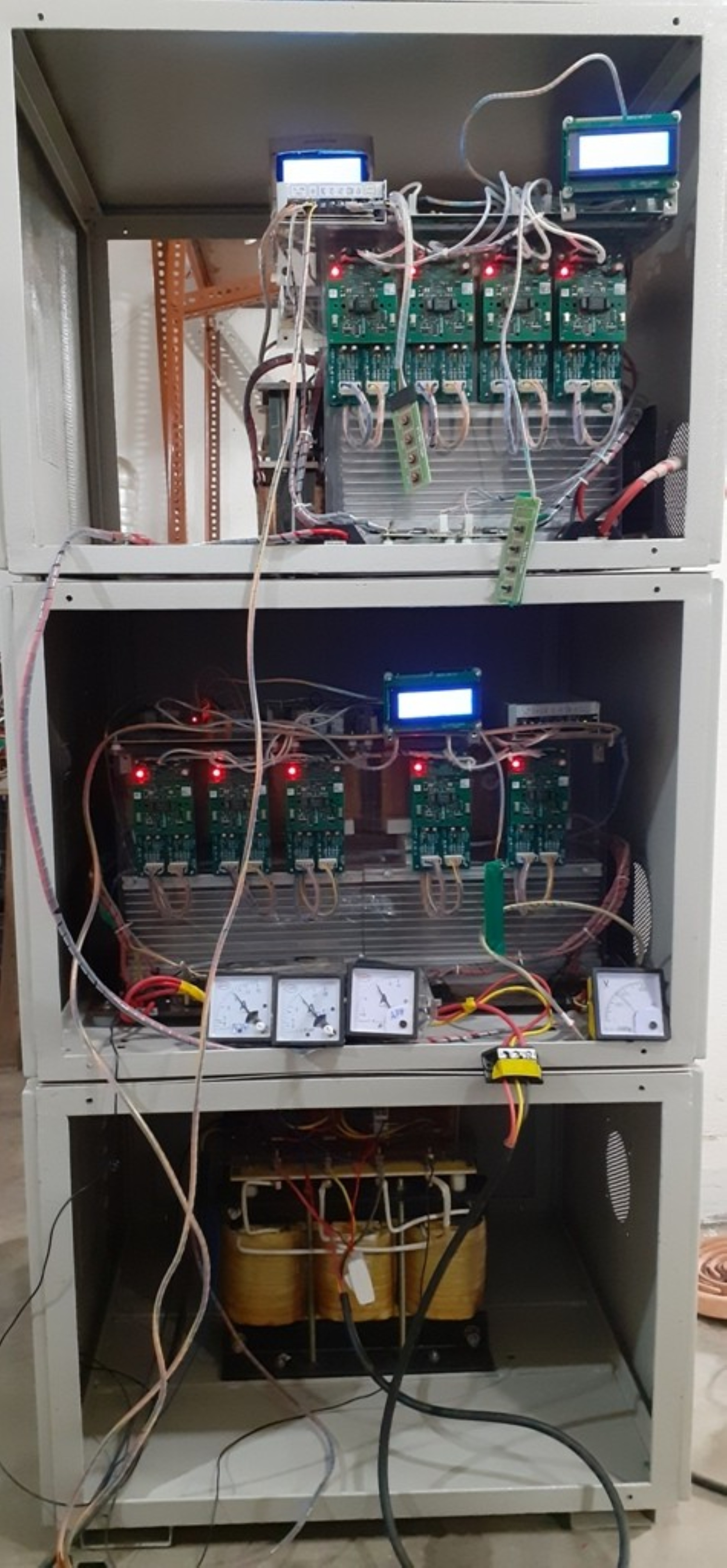 Battery Charger Image 3
