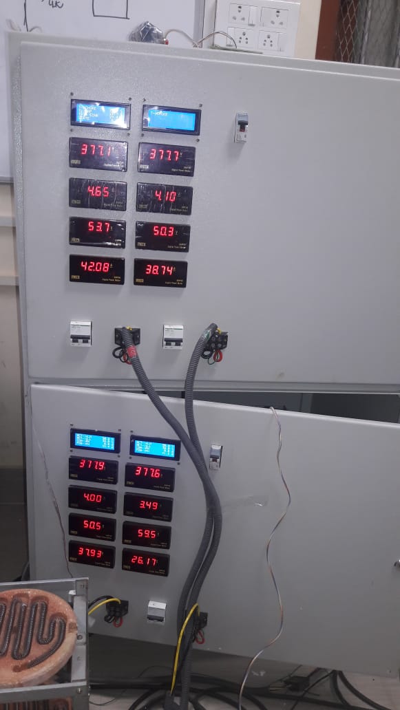 Battery Charger Image 6